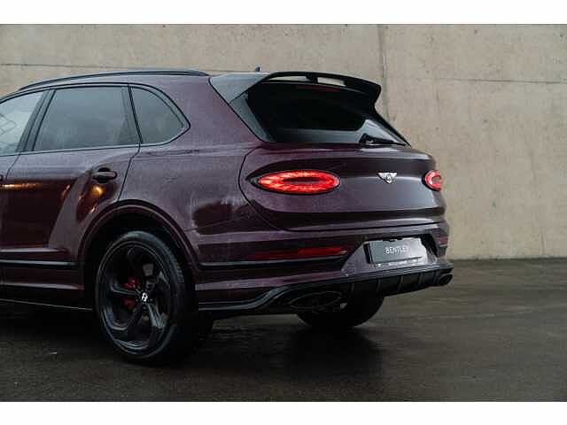 39:Bentley Bentayga S V8, SUV, Claret, Bentley Knokke
