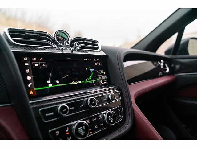 1:Bentley Bentayga S V8, SUV, Claret, Bentley Knokke