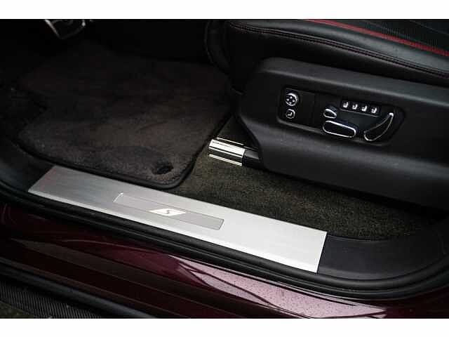 28:Bentley Bentayga S V8, SUV, Claret, Bentley Knokke
