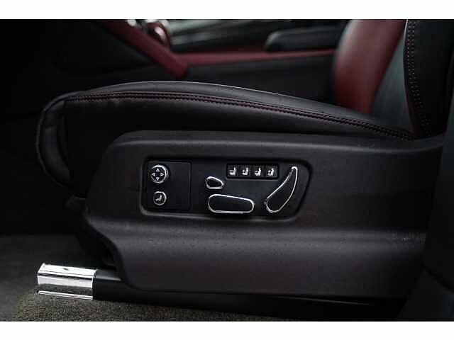 29:Bentley Bentayga S V8, SUV, Claret, Bentley Knokke