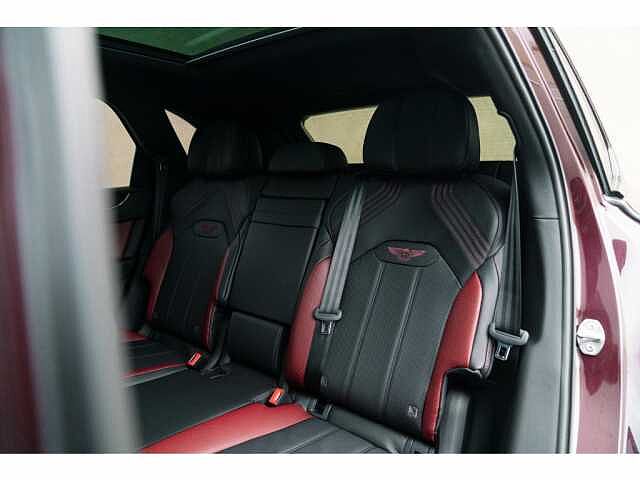 26:Bentley Bentayga S V8, SUV, Claret, Bentley Knokke